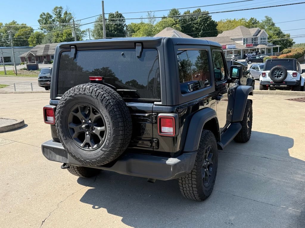Used 2022 Jeep Wrangler Sport AWD/4WD image 6