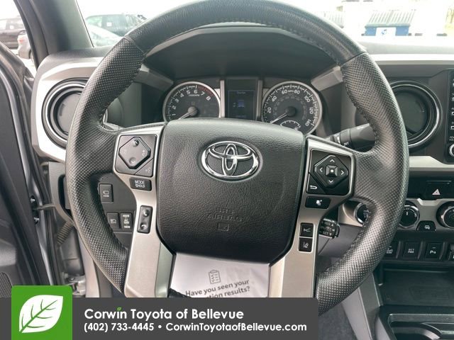 Used 2021 Toyota Tacoma Limited image 22
