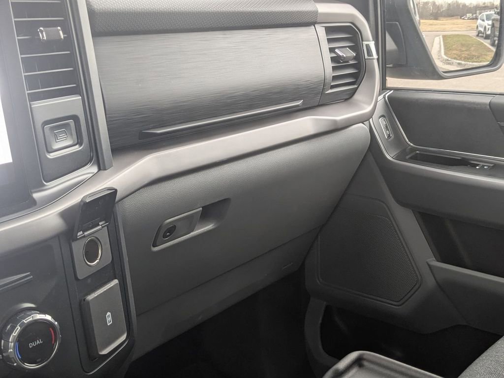 Used 2025 Ford F150 XLT w/ Equipment Group 301A Standard image 25