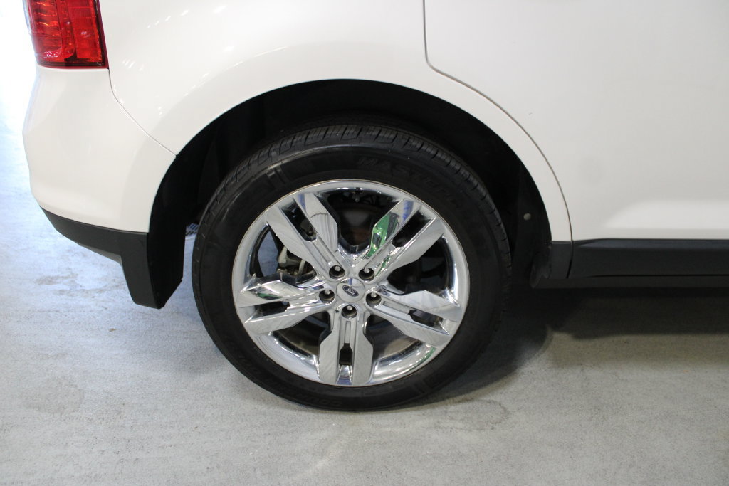 Used 2013 Ford Edge Limited FWD image 36