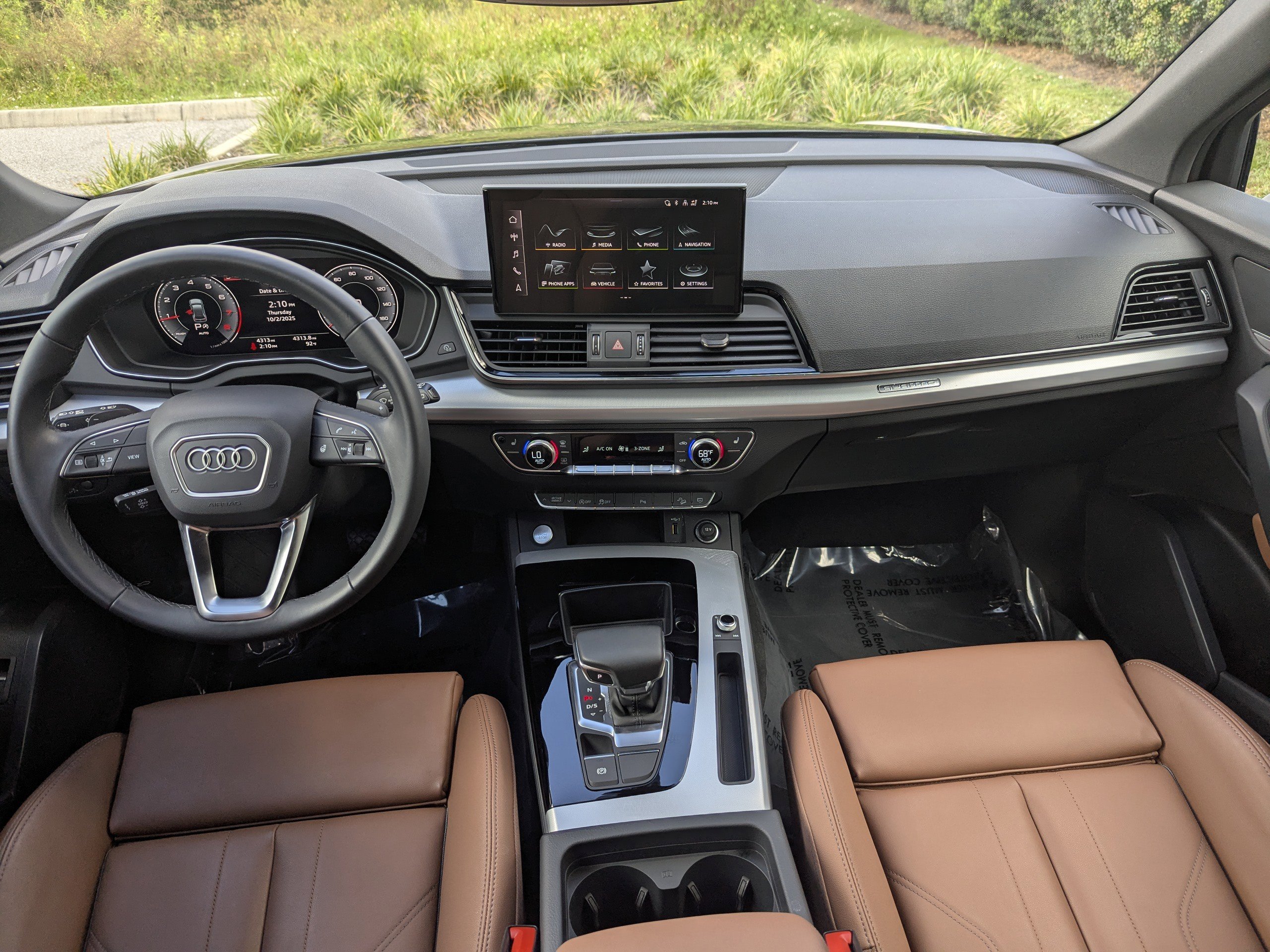 Certified 2025 Audi Q5 2.0T Premium w/ Convenience Plus Package image 16