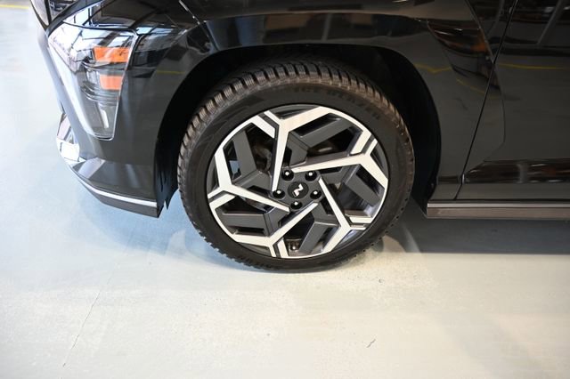 Used 2024 Hyundai Kona N Line image 32
