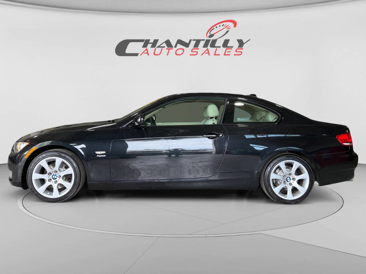 Used 2010 BMW 328i xDrive Coupe image 2