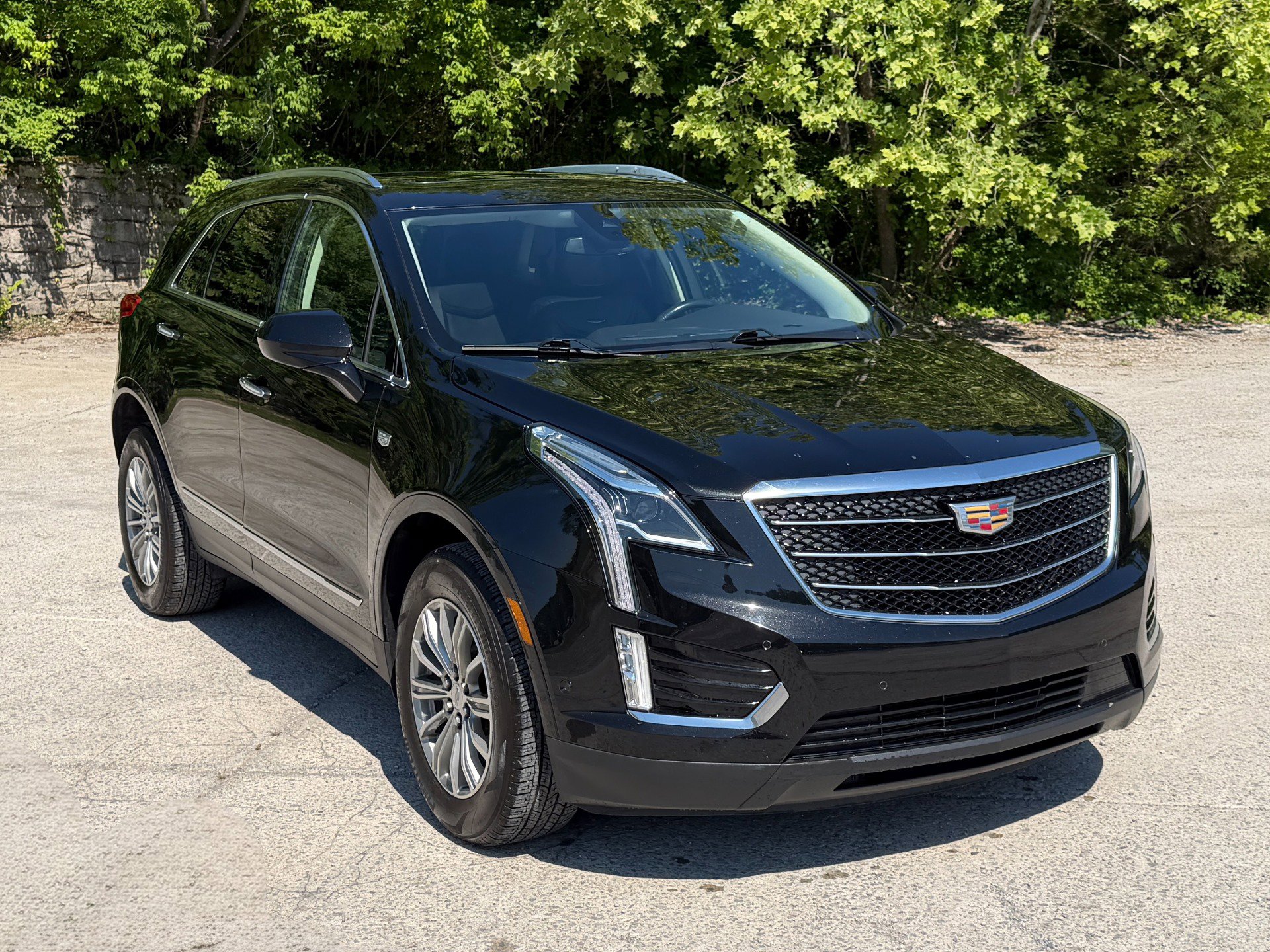 Used 2019 Cadillac XT5 Premium Luxury w/ Driver Assist Package FWD image 1