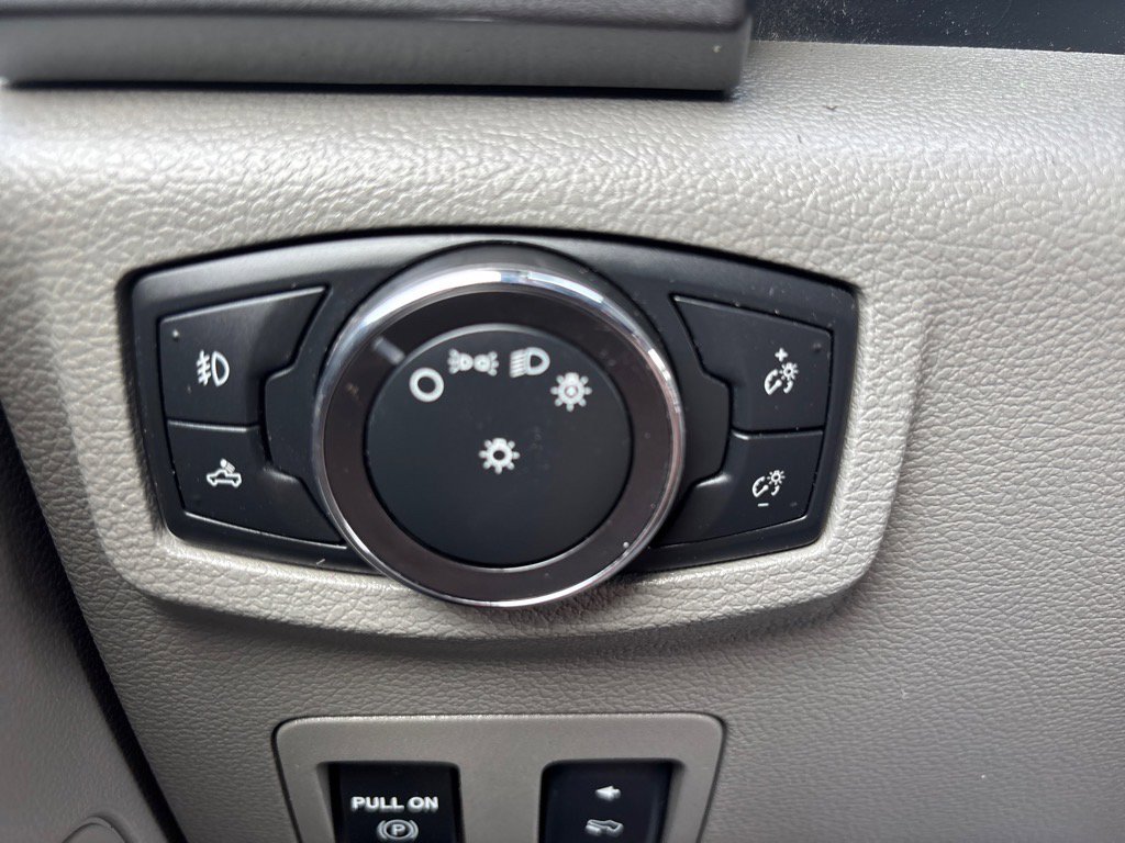 Used 2018 Ford F150 XLT w/ Equipment Group 302A Luxury image 34