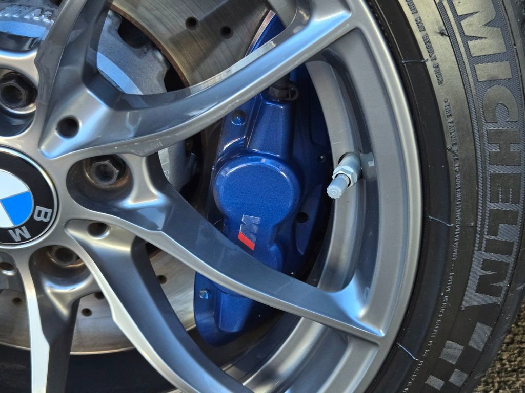 Used 2018 BMW M4 Coupe RWD image 11