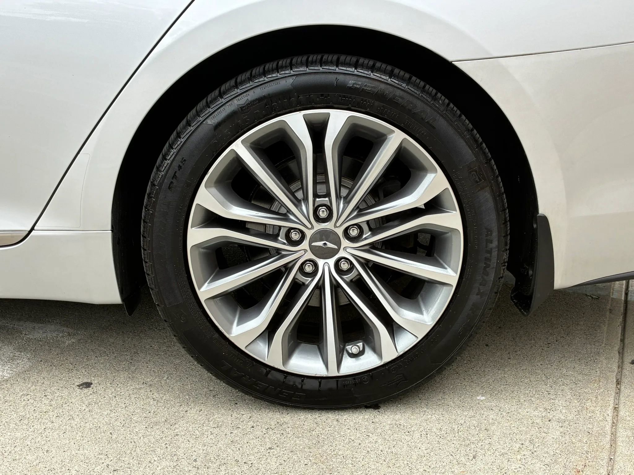 Used 2017 Genesis G80 3.8 AWD/4WD image 31