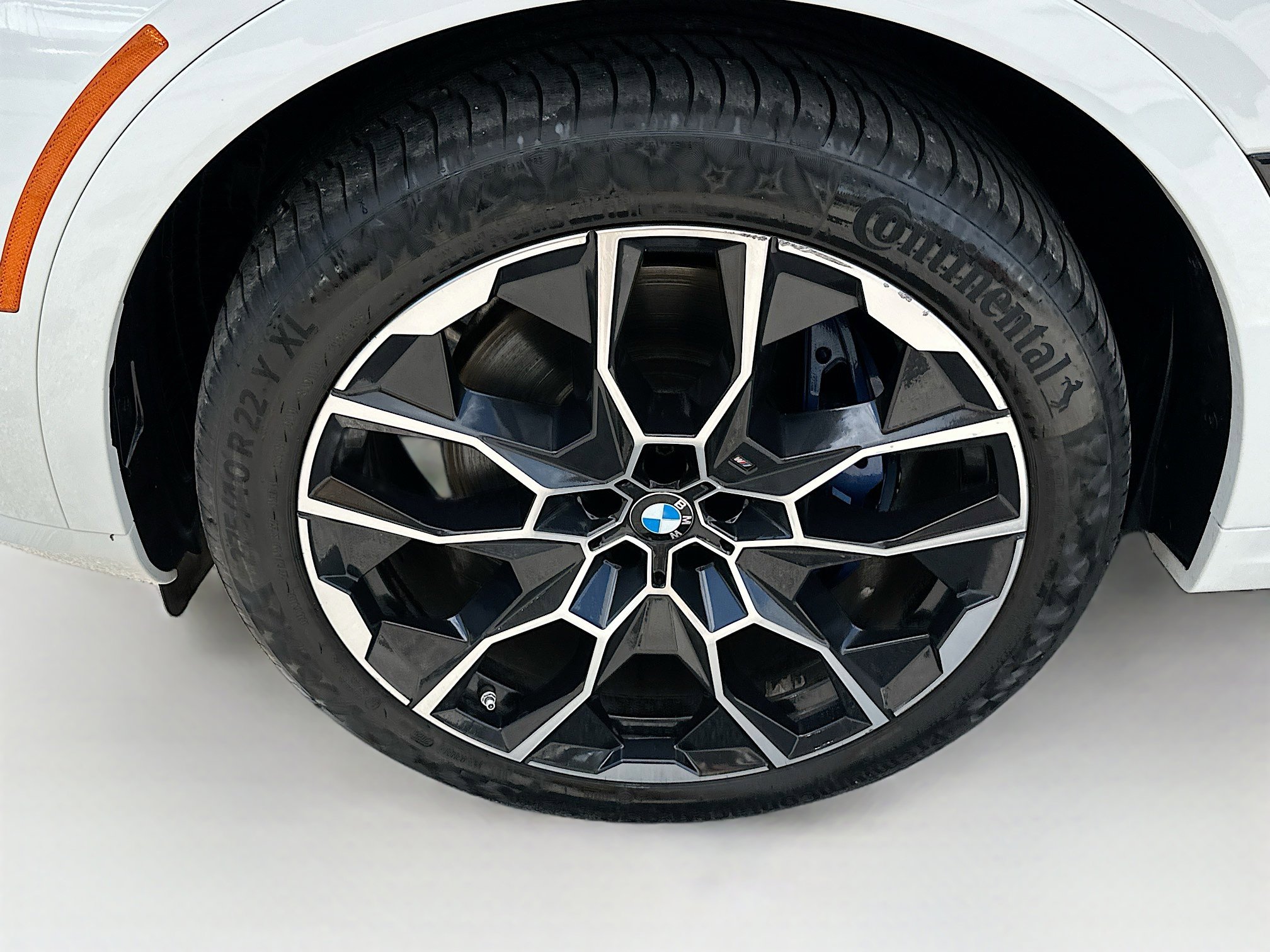 Certified 2023 BMW X7 xDrive40i w/ M Sport Package image 35