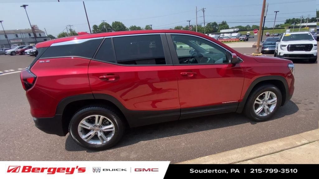 Certified 2023 GMC Terrain SLE AWD/4WD image 11