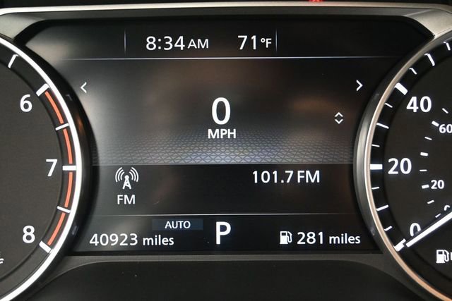Used 2025 Nissan Rogue SV AWD/4WD image 15