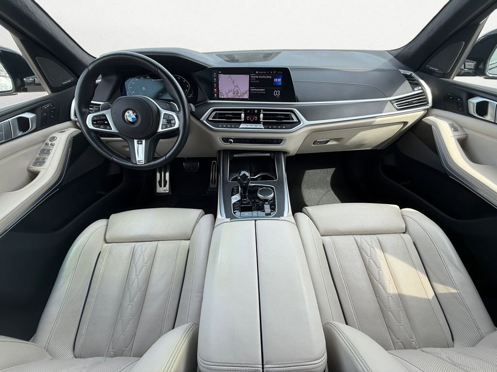 Used 2021 BMW X7 M50i AWD/4WD image 9