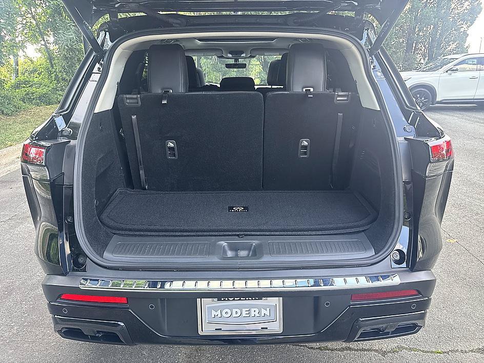 Certified 2025 INFINITI QX60 Pure w/ Cargo Package FWD image 23