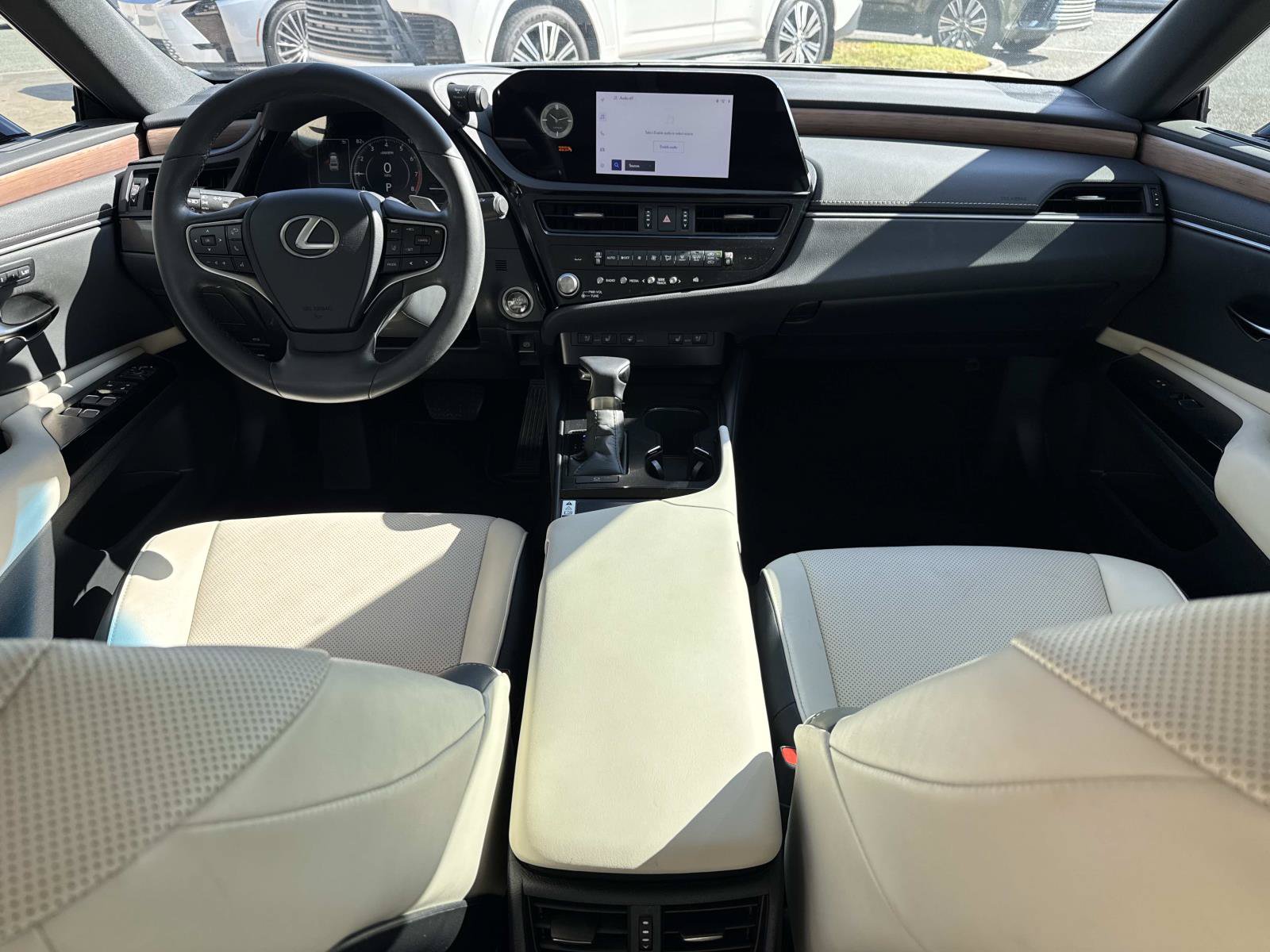 Used 2024 Lexus ES 350 w/ Premium Package FWD image 21