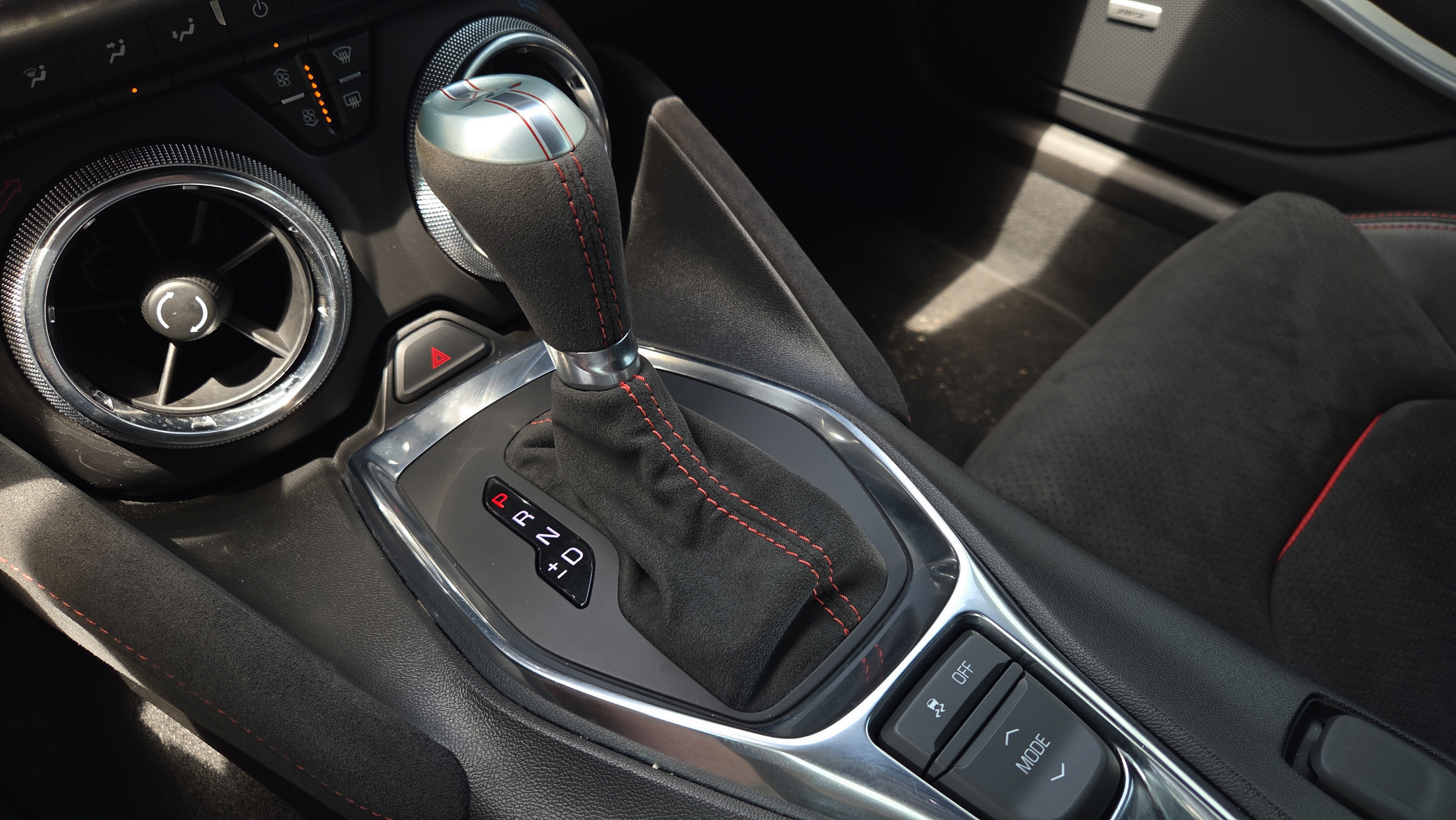 Used 2023 Chevrolet Camaro ZL1 RWD image 28