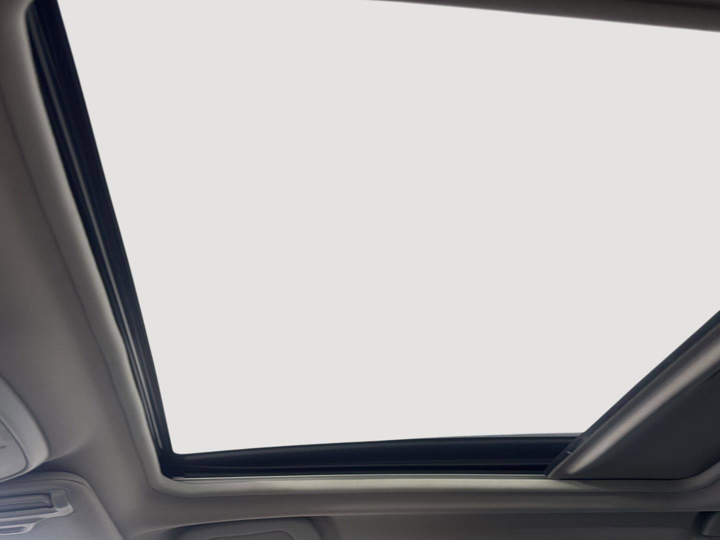 Used 2021 Subaru Forester Limited image 22