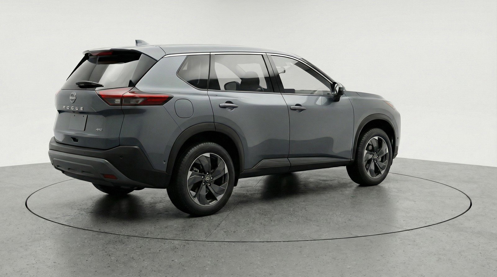 Used 2025 Nissan Rogue SV AWD/4WD image 9