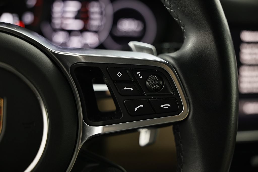 Certified 2023 Porsche Cayenne Coupe AWD/4WD image 32
