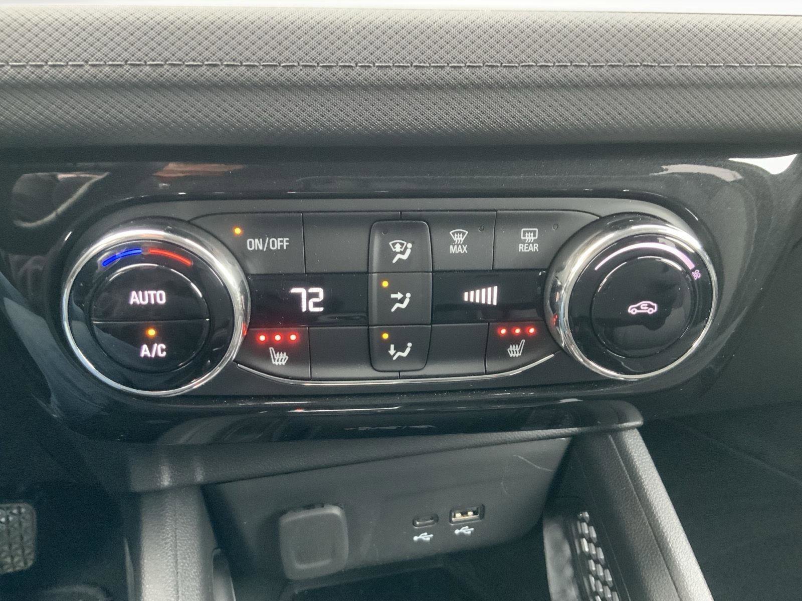 Used 2025 Chevrolet TrailBlazer LT w/ Convenience Package image 45