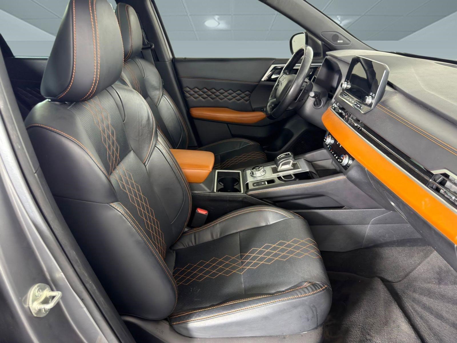 Used 2022 Mitsubishi Outlander SEL image 23