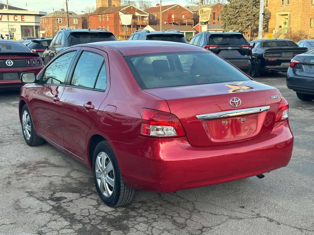 Used 2012 Toyota Yaris Sedan image 7