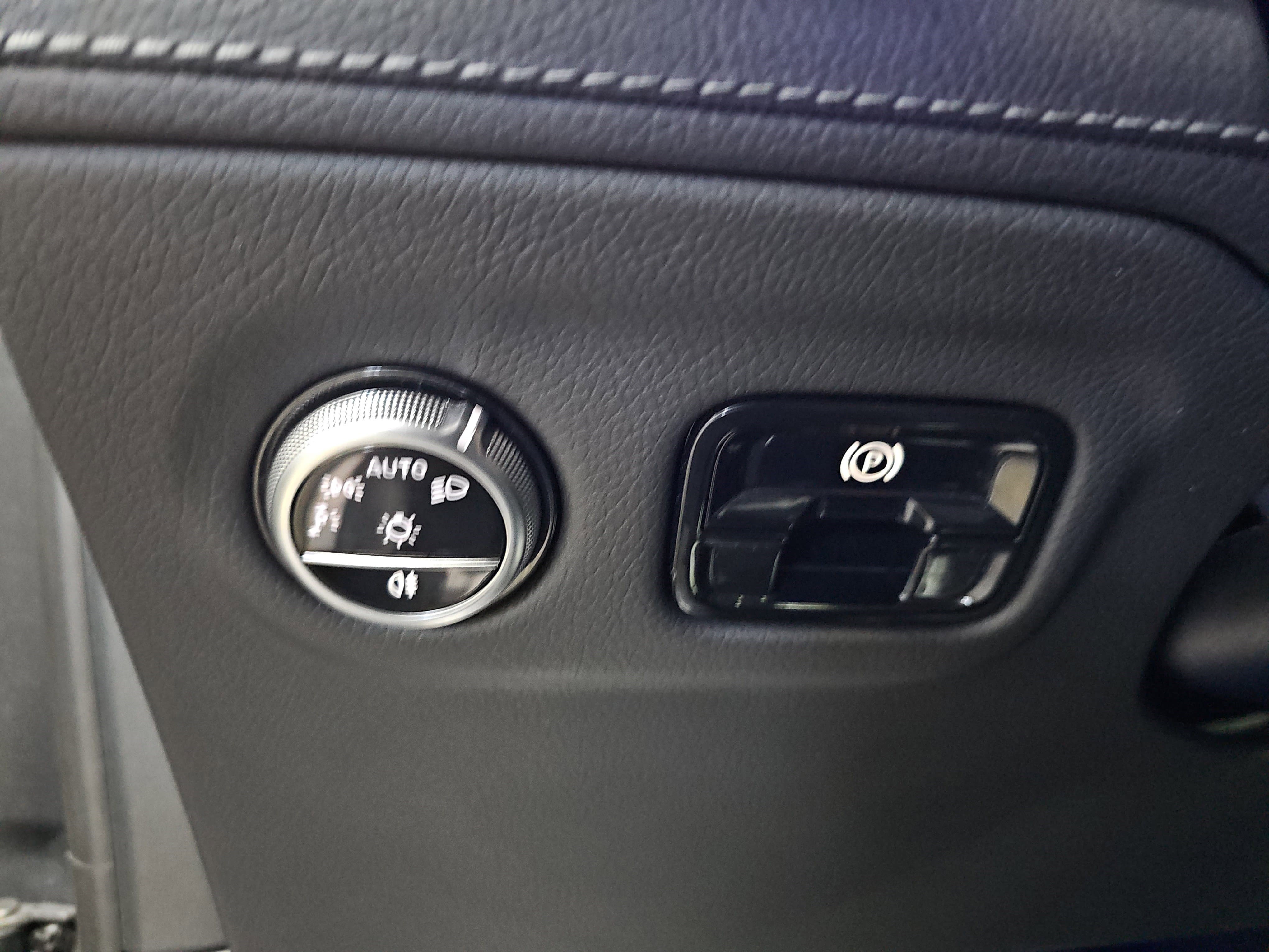 Certified 2025 Mercedes-Benz EQE 350+ SUV image 28