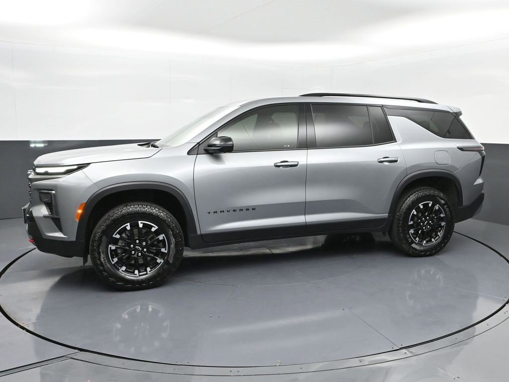 Used 2025 Chevrolet Traverse Z71 w/ Driver Confidence Package image 28