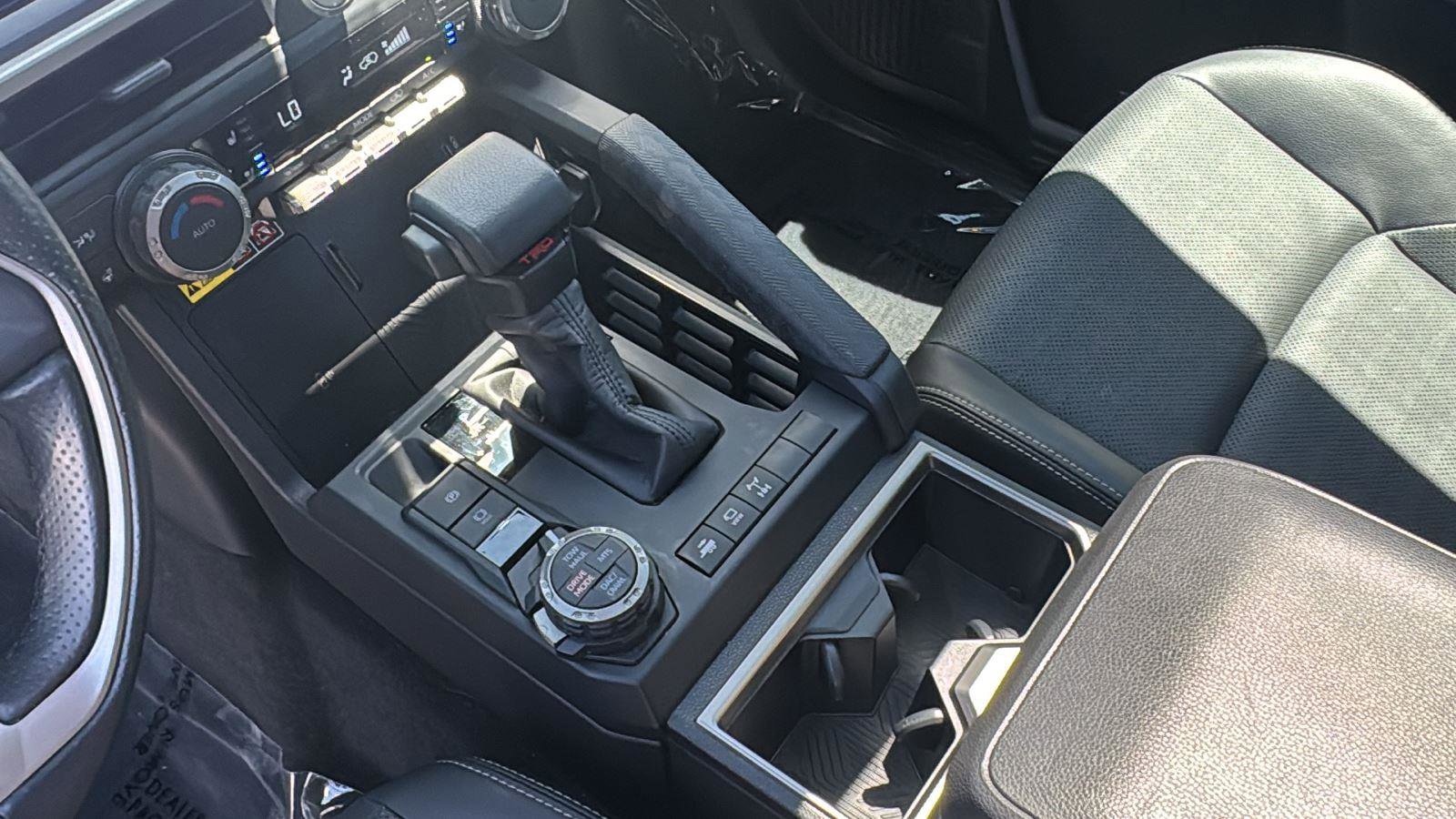 Used 2025 Toyota 4Runner TRD Off-Road Premium w/ Tow Technology Package AWD/4WD image 23