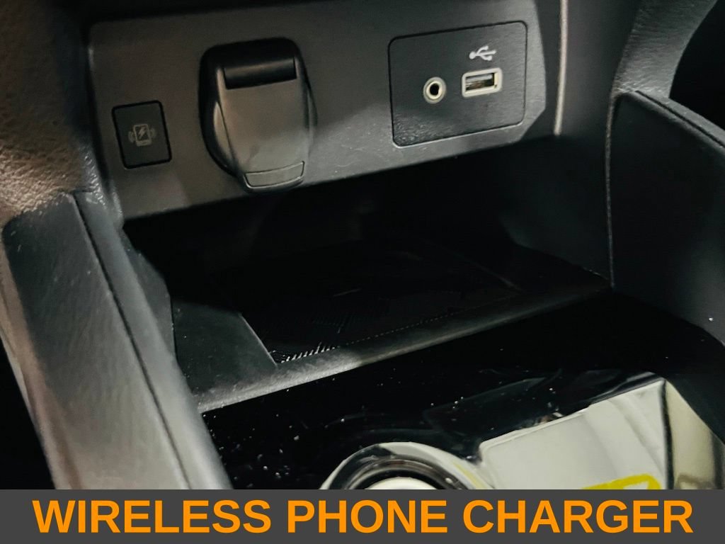 Used 2024 Nissan Versa SV w/ Trunk Package FWD image 8
