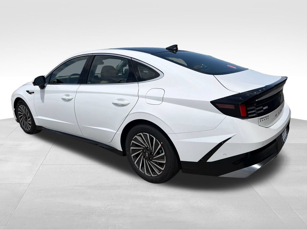 New 2026 Hyundai Sonata Limited FWD image 4