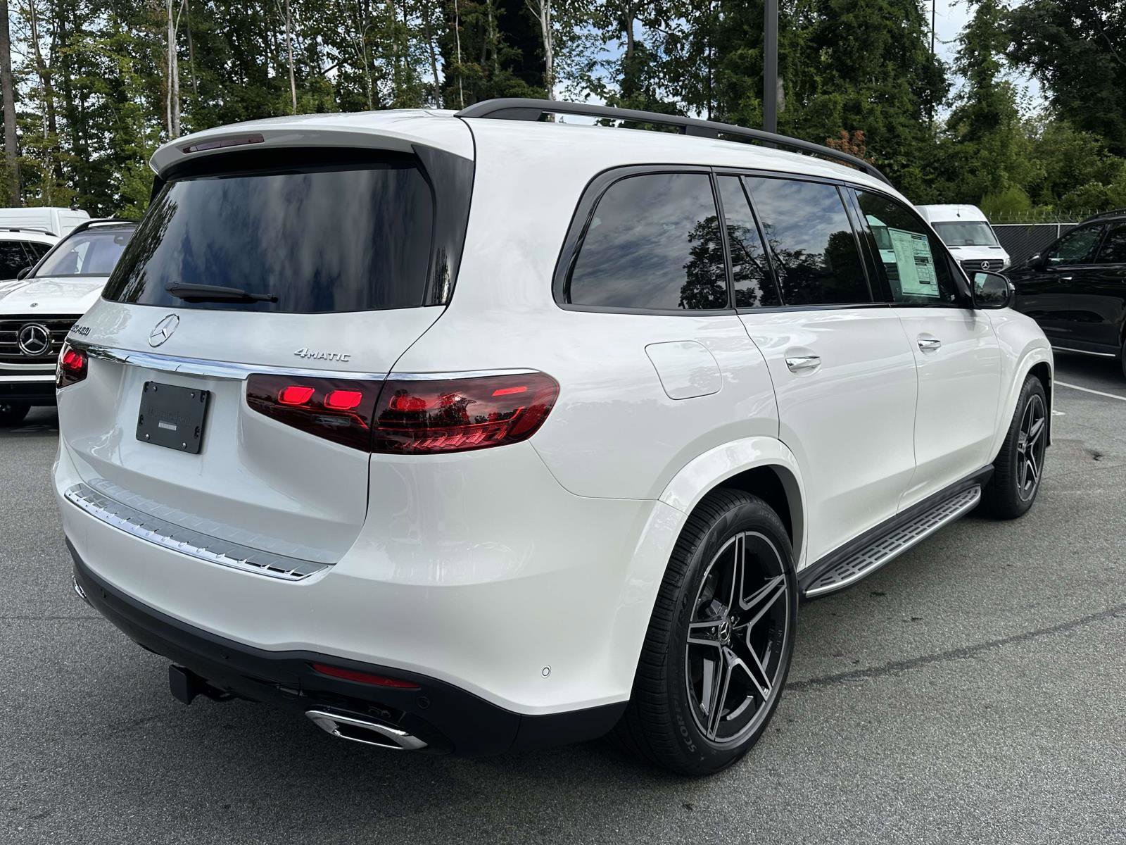 New 2026 Mercedes-Benz GLS 450 4MATIC image 4