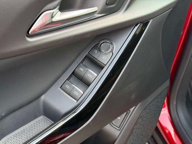 New 2027 Chevrolet Equinox RS w/ Safety and Technology Package FWD image 18