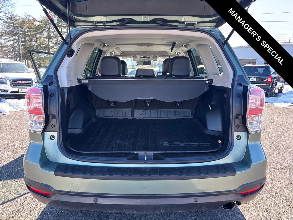 Used 2017 Subaru Forester 2.5i Touring AWD/4WD image 17