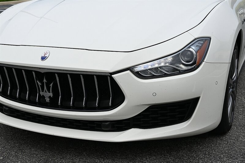Used 2019 Maserati Ghibli S Q4 image 11