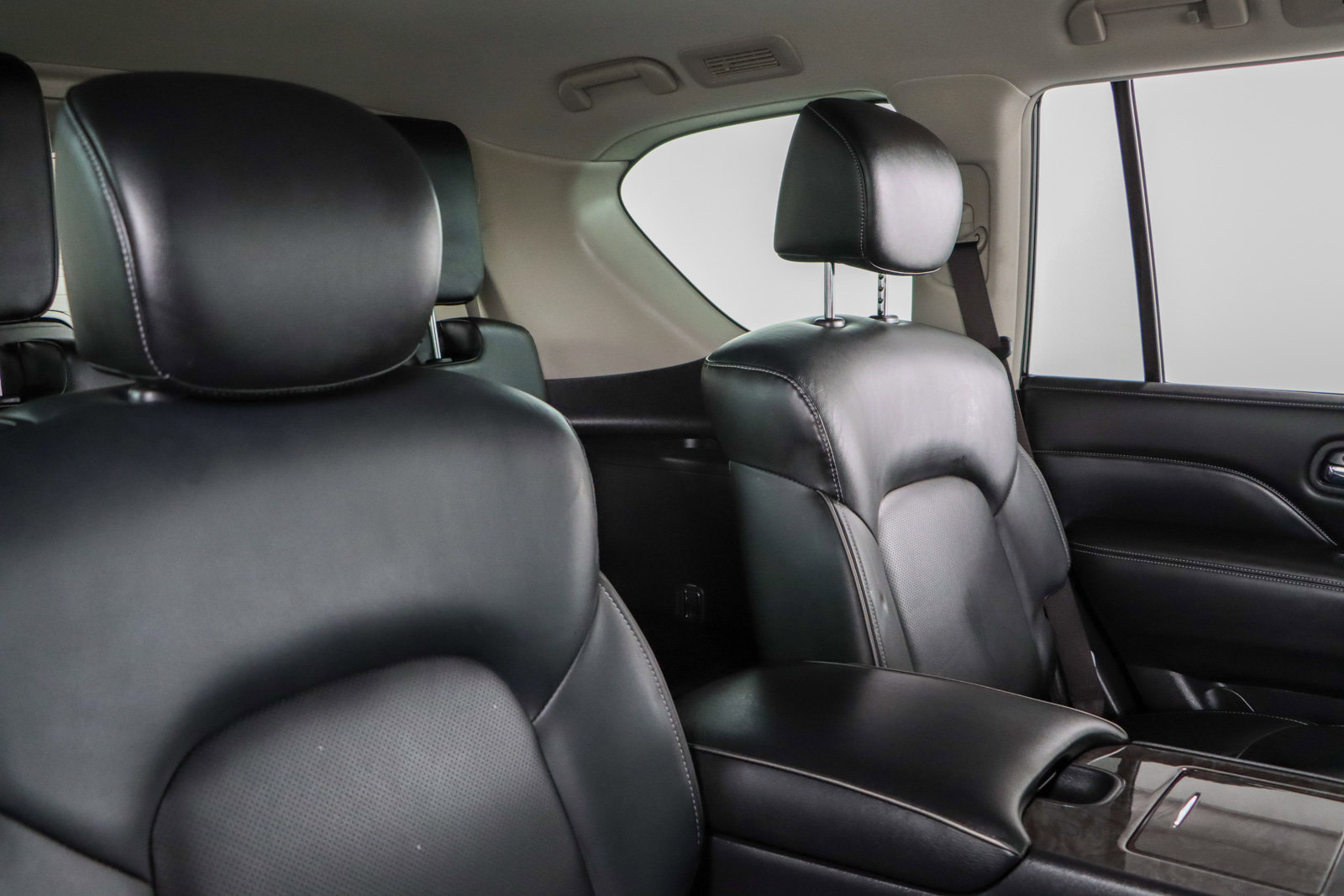 Used 2022 INFINITI QX80 Luxe w/ Cargo Package image 31