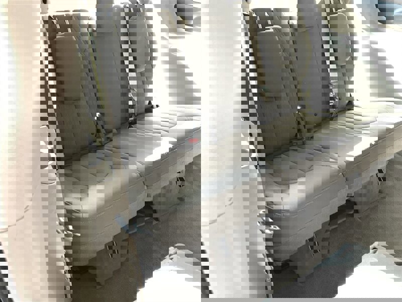 Used 2020 Chrysler Voyager LX image 21