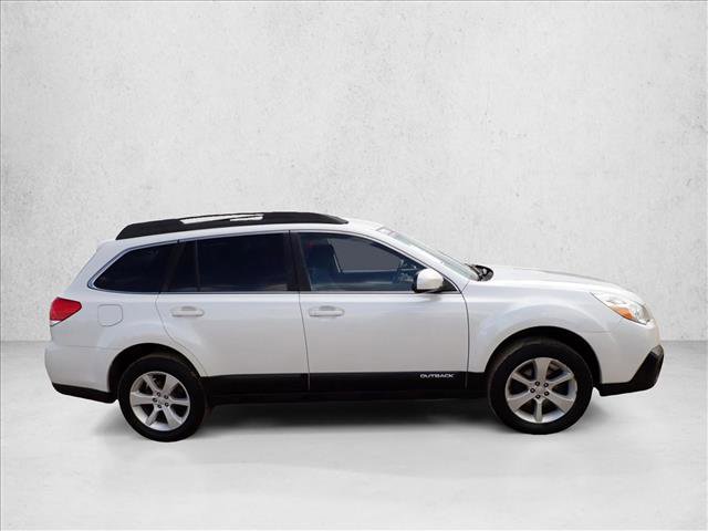 Used 2013 Subaru Outback 2.5i Premium AWD/4WD image 5