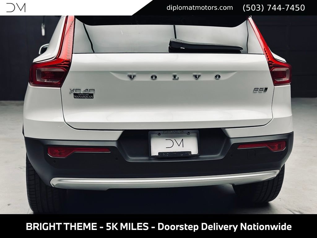 Used 2025 Volvo XC40 B5 Core w/ Protection Package Premier AWD/4WD image 16