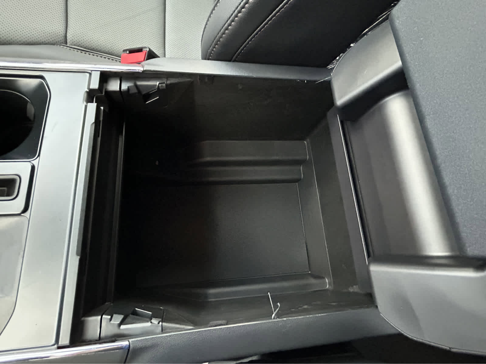 New 2023 Ford F150 Lightning Lariat image 75