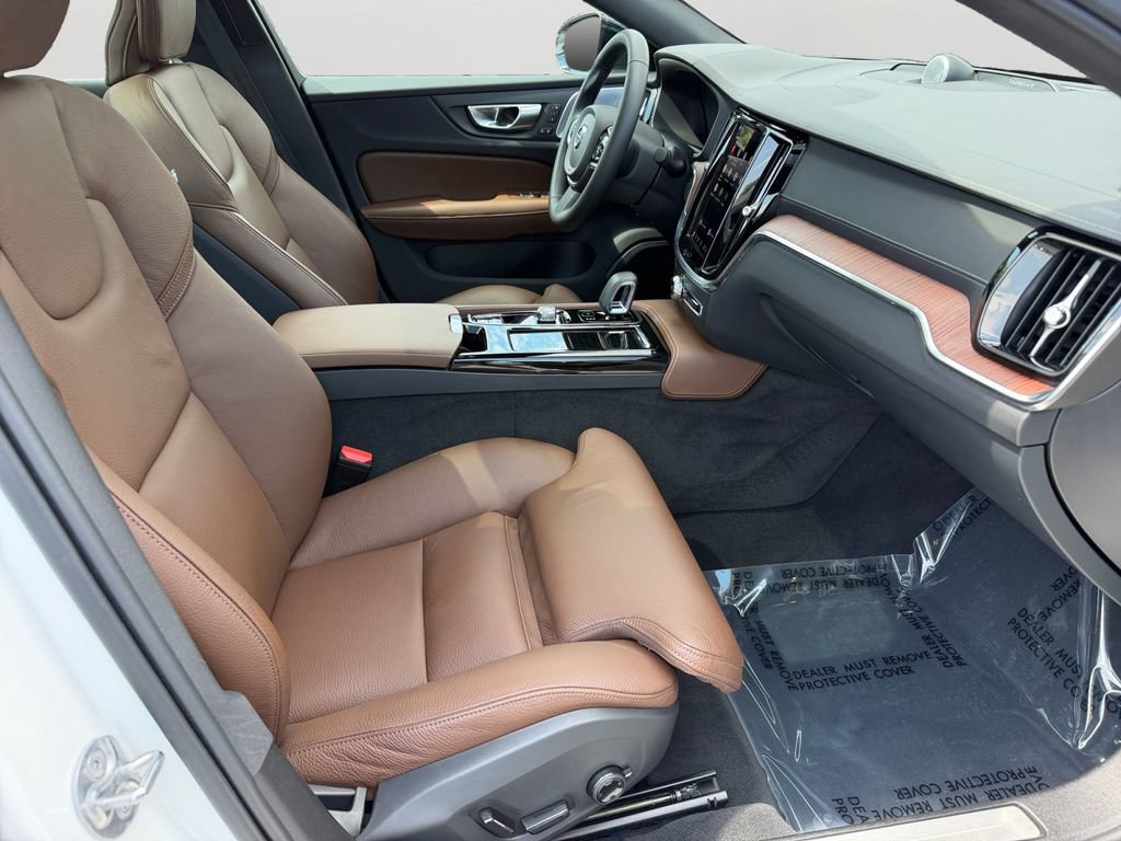 Certified 2024 Volvo S60 T8 Ultimate AWD/4WD image 8