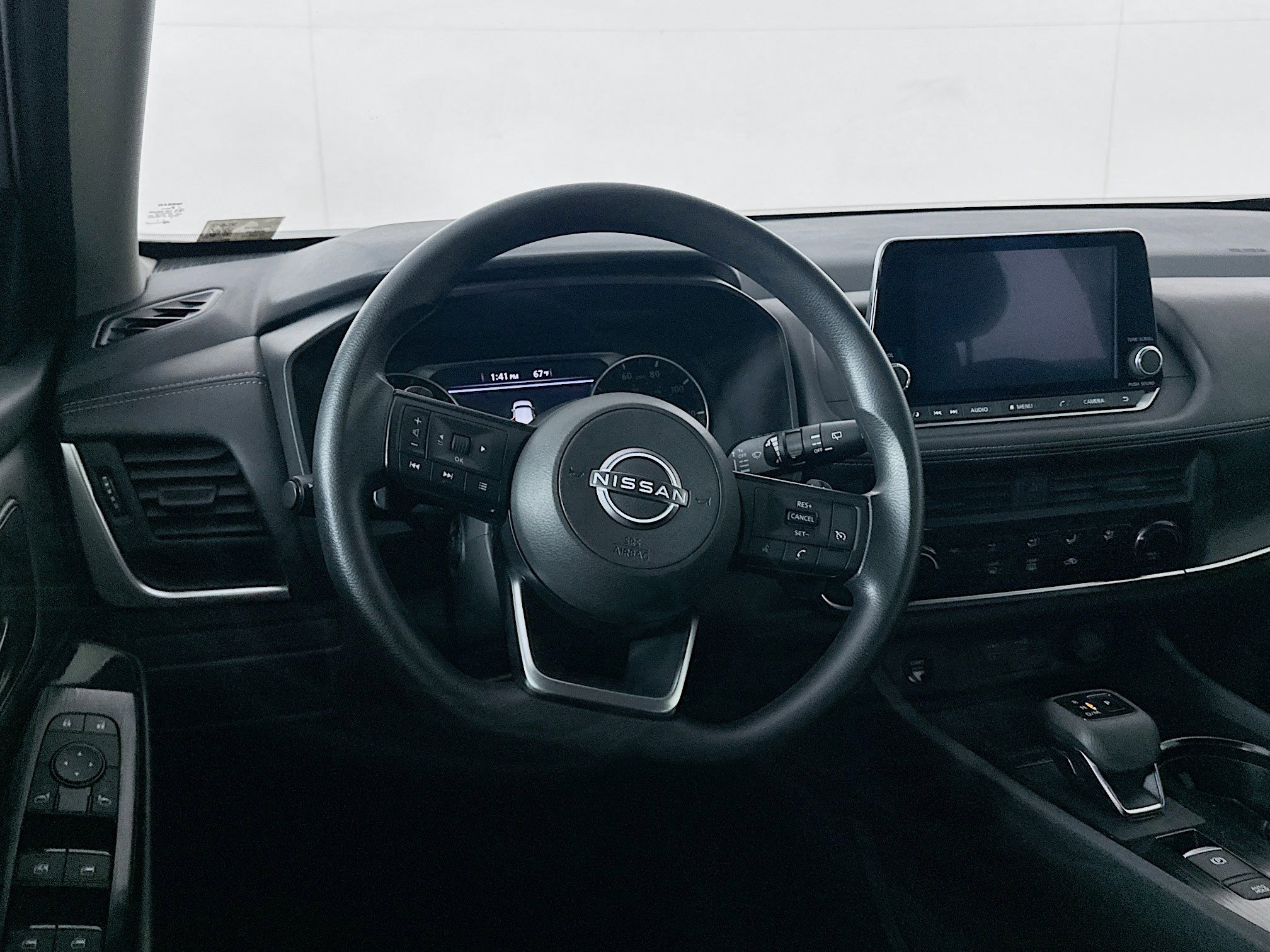 Used 2024 Nissan Rogue S FWD image 18