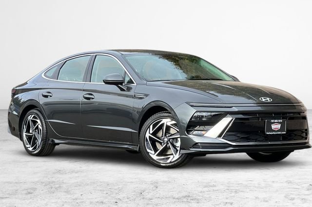 New 2026 Hyundai Sonata SEL image 1