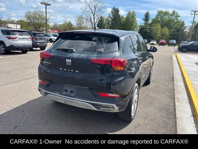 Used 2024 Buick Encore GX Preferred AWD/4WD image 7