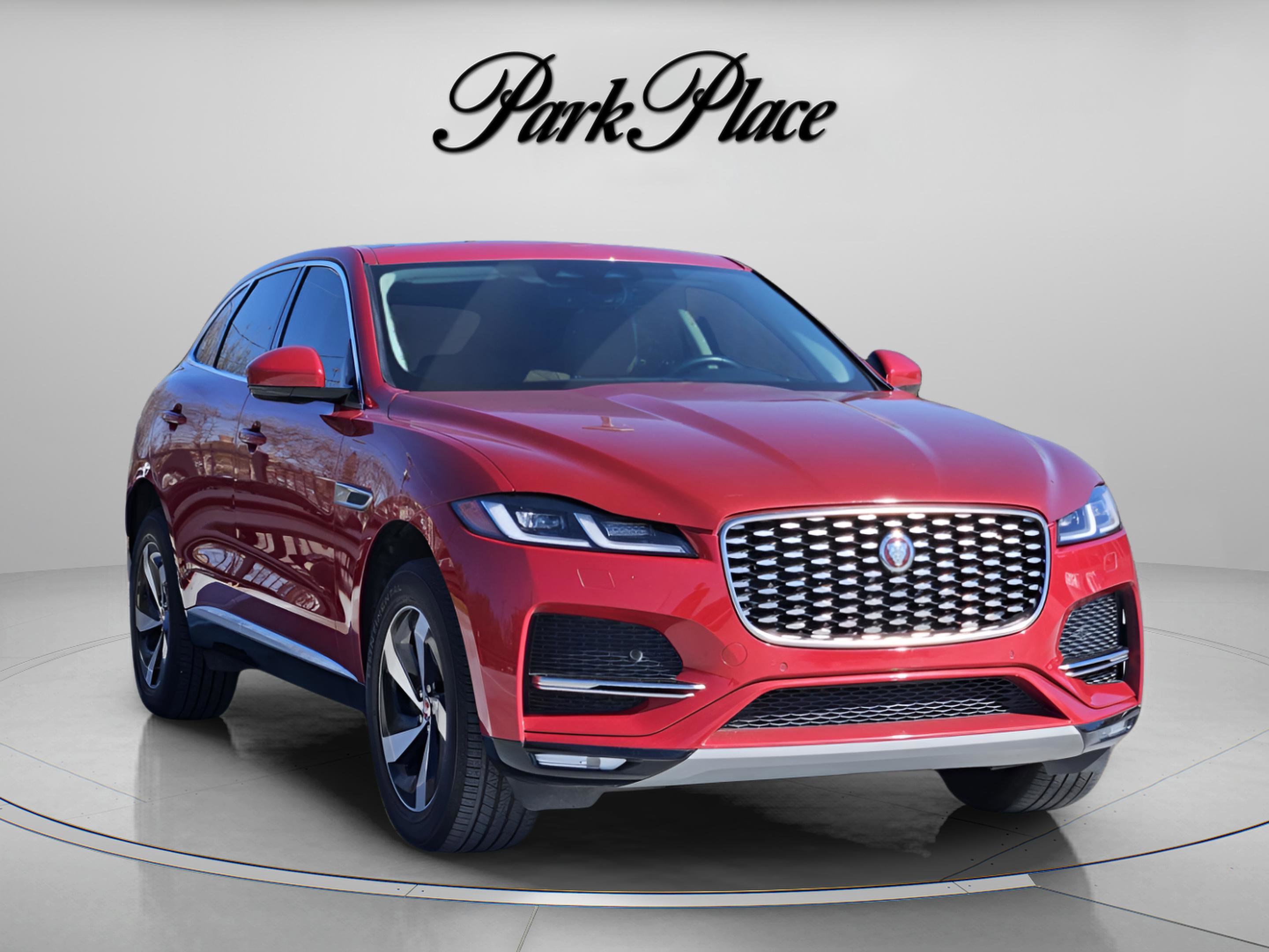 Used 2022 Jaguar F-PACE S image 8