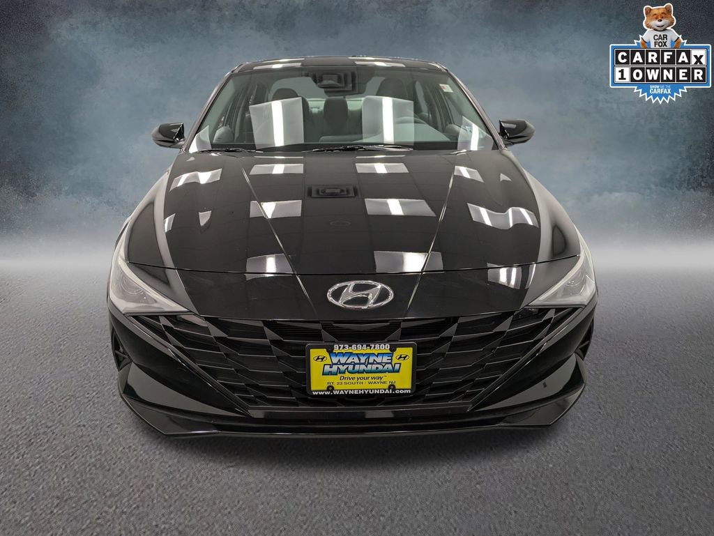 Used 2023 Hyundai Elantra SEL image 2