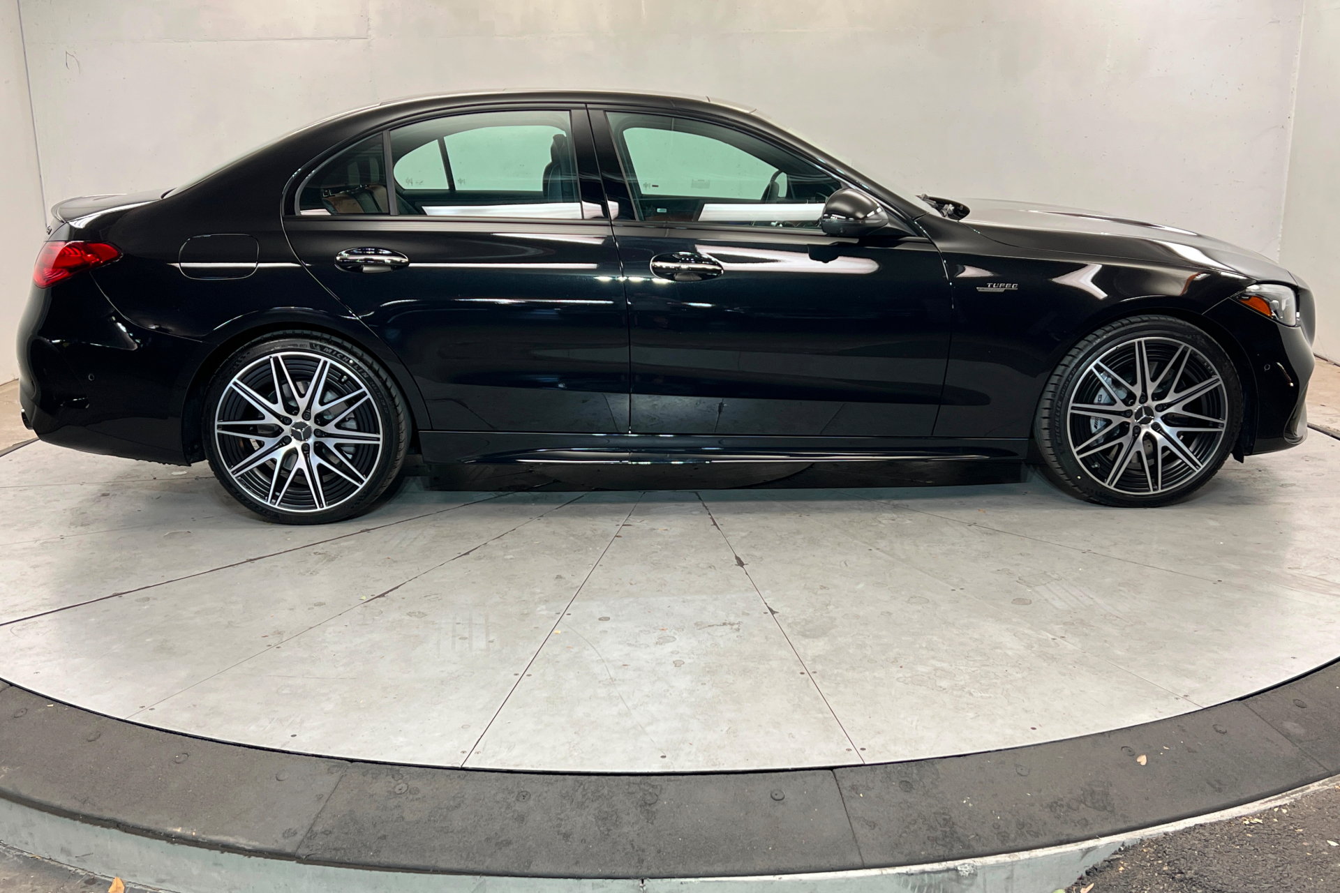 New 2026 Mercedes-Benz C 43 AMG 4MATIC Sedan image 6