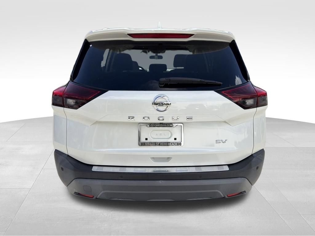 Certified 2021 Nissan Rogue SV w/ Premium Package FWD image 7