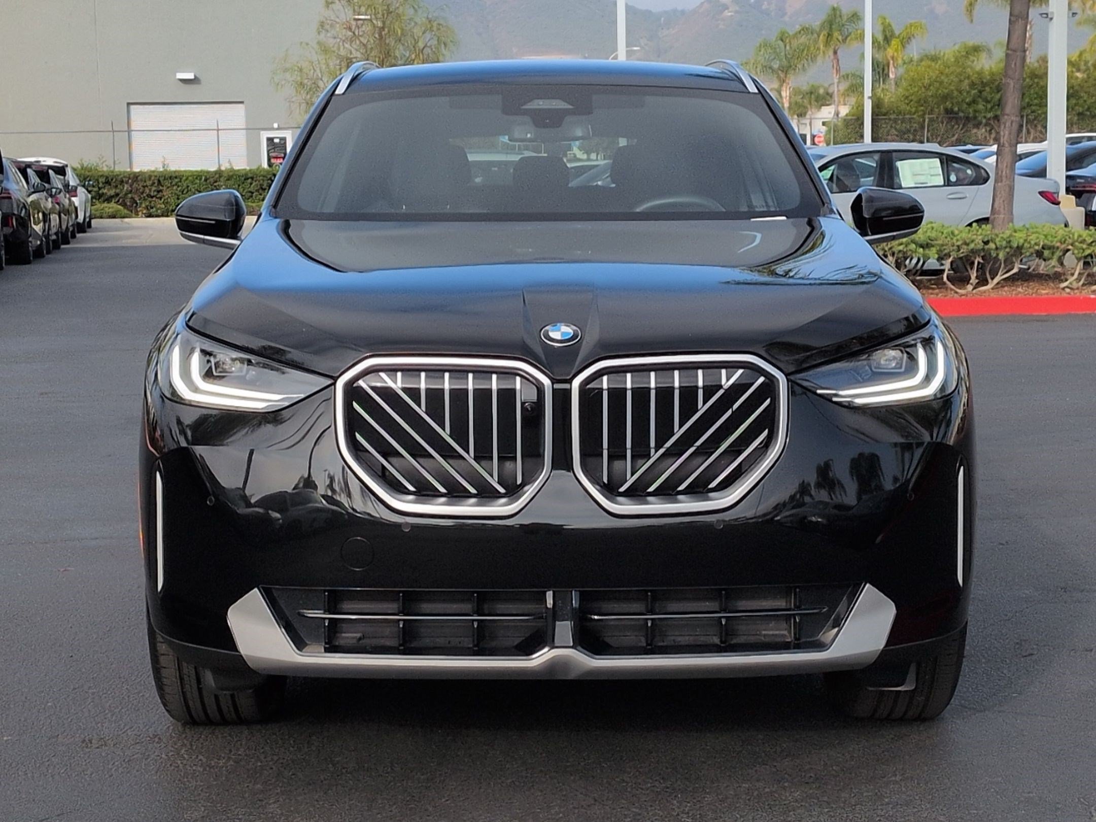 Used 2026 BMW X3 xDrive30i w/ Premium Package AWD/4WD image 3