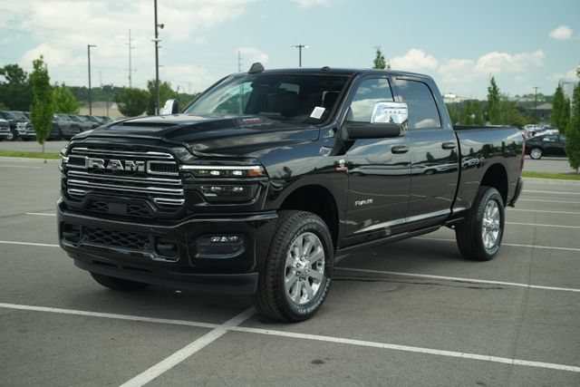New 2026 RAM 2500 Laramie AWD/4WD image 3