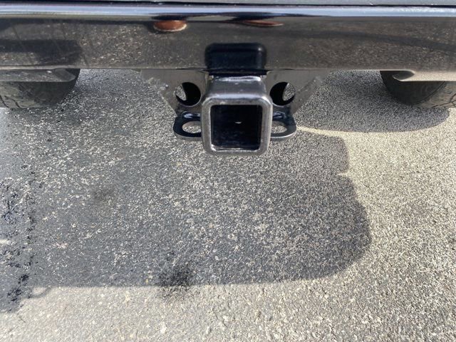 Used 2021 Chevrolet Silverado 1500 LT Trail Boss w/ Bed Protection Package AWD/4WD image 13