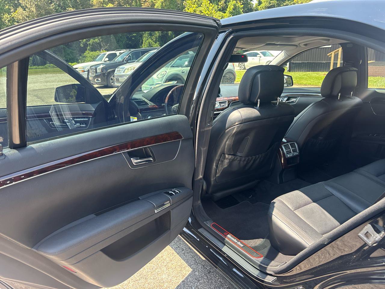 Used 2012 Mercedes-Benz S 550 image 12